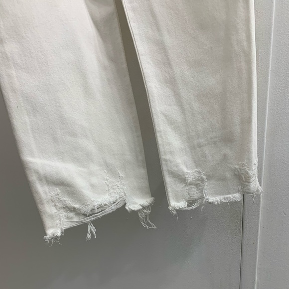 H &M High Waisted Straight Jeans - Picture 3 of 4